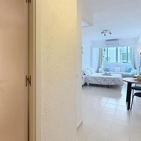 Estudio En Centro Cerca De La Playa Con Piscina By South Costa Апартаменты