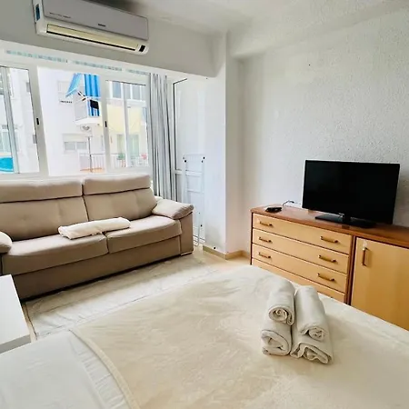 아파트 Estudio Caleta Centro De - South Costa 네르하