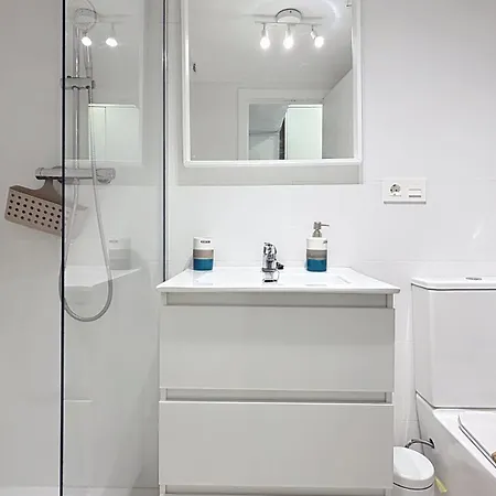 Estudio En Centro Cerca De La Playa Con Piscina By South Costa